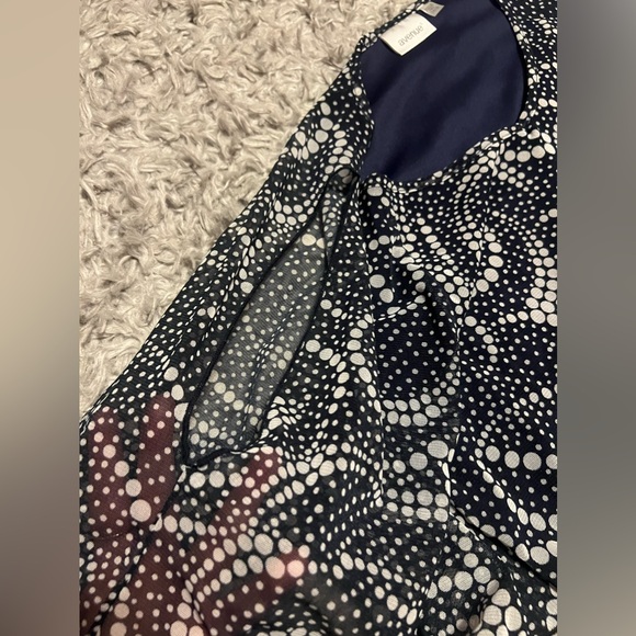 Womans dark blue, open-shoulder blouse - Picture 4 of 11